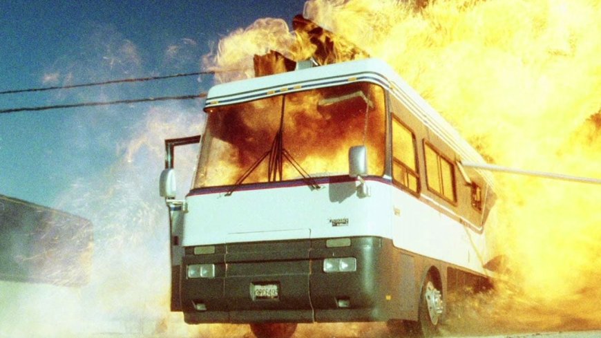 "Pflichtprogramm für Fans von irrer Action": Viel zu unbekannter 90er-Kult mit "John Wick"-Star feiert Heimkino-Comeback