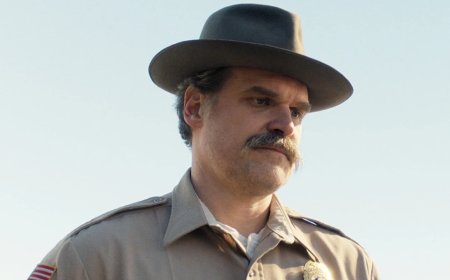 Nach Ausstieg wegen "Stranger Things 5": Dieser Star ersetzt David Harbour im neuen Film vom "Star Wars: Andor"-Macher