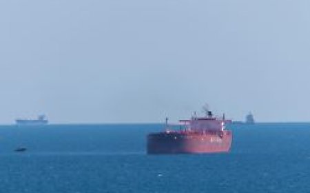 Drohnentruppen melden 20 Treffer: Ukraine nimmt russische Tanker im Schwarzen Meer ins Visier