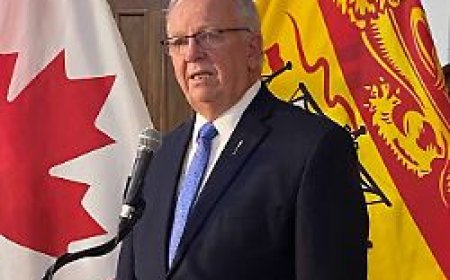 Spott über Auftritt in Kanada: Parlamentarier hält Rede und liest KI-Chatbot-Hinweis vor