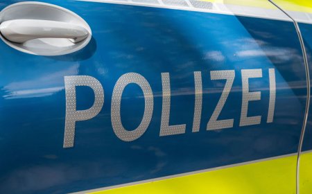 Hohenkammer: Motorradfahrer weicht in Feld aus