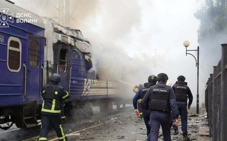 Ukraine-Krieg - Selenskyj kündigt zusätzlichen Schutz für Eisenbahn an