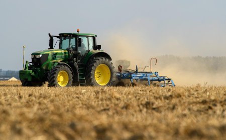 Hohe Kraftstoffpreise - Frankreich verlängert Tankzuschüsse für Landwirtschaft, Baugewerbe und Fischerei