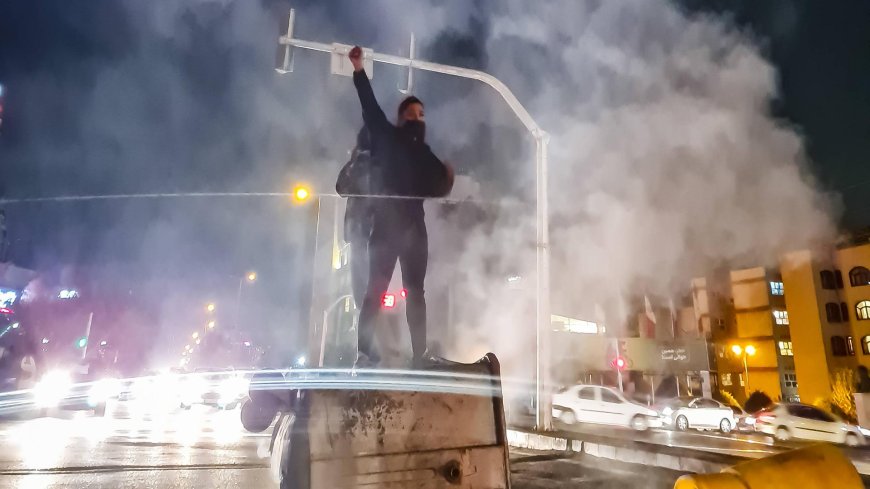 "Architekten der Gräueltaten" - Amnesty International legt Bericht zu "Frau-Leben-Freiheit"-Protesten im Iran vor
