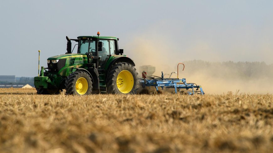 Hohe Kraftstoffpreise - Frankreich verlängert Tankzuschüsse für Landwirtschaft, Baugewerbe und Fischerei